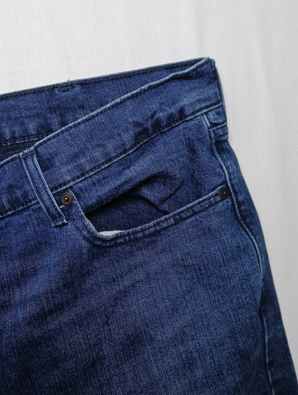Levi's 550 Mens Relaxed Fit Tapered Leg Jeans 42X26 Dark Blue Wash Stretch Denim